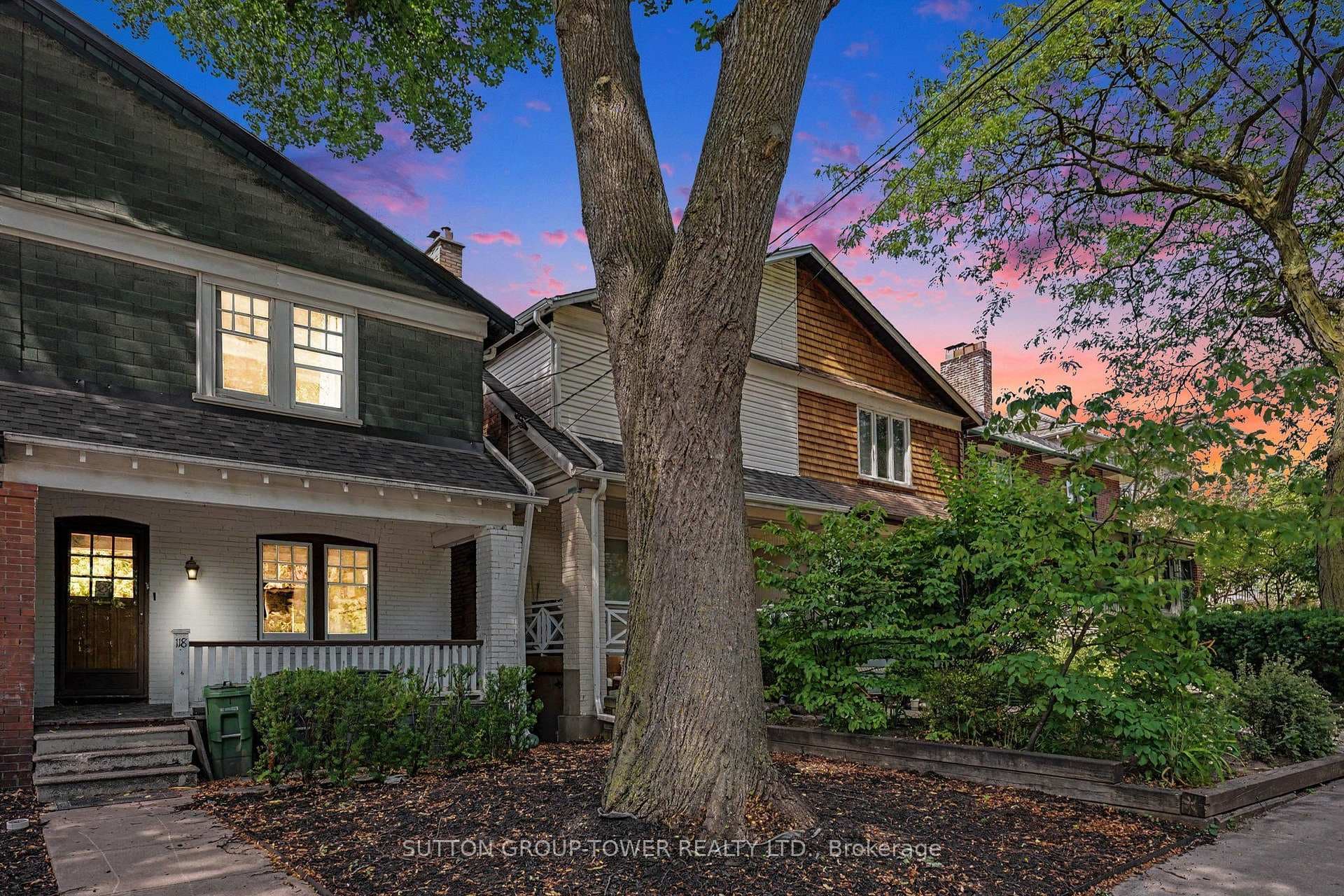 118 Castlefield Avenue photo 1