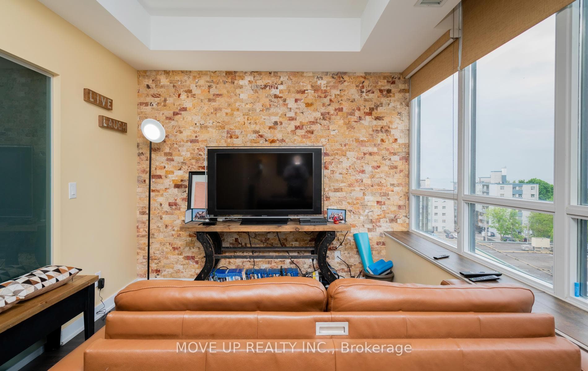 11 Superior Avenue Unit 807 photo 5
