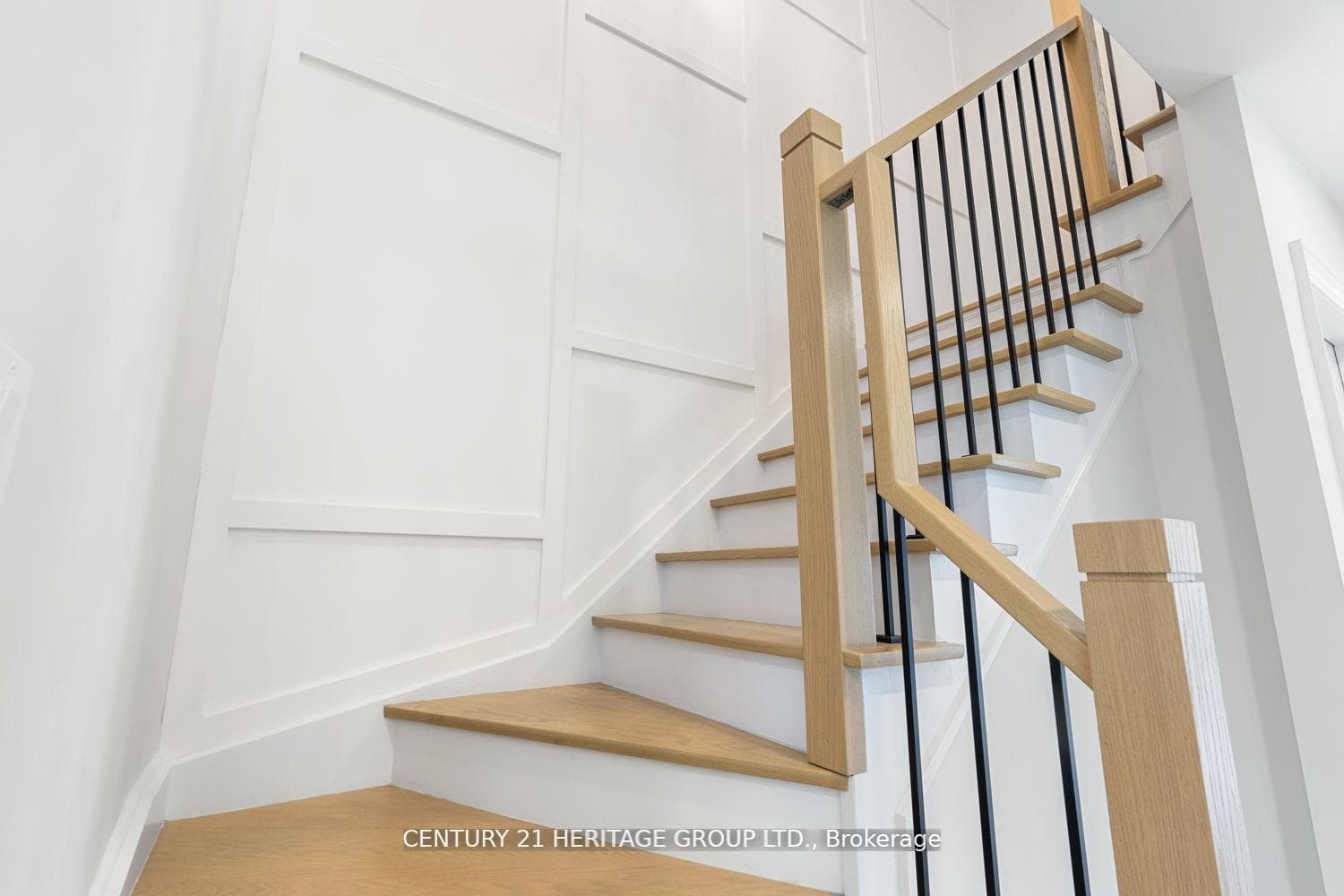59 Highmore Avenue photo 6