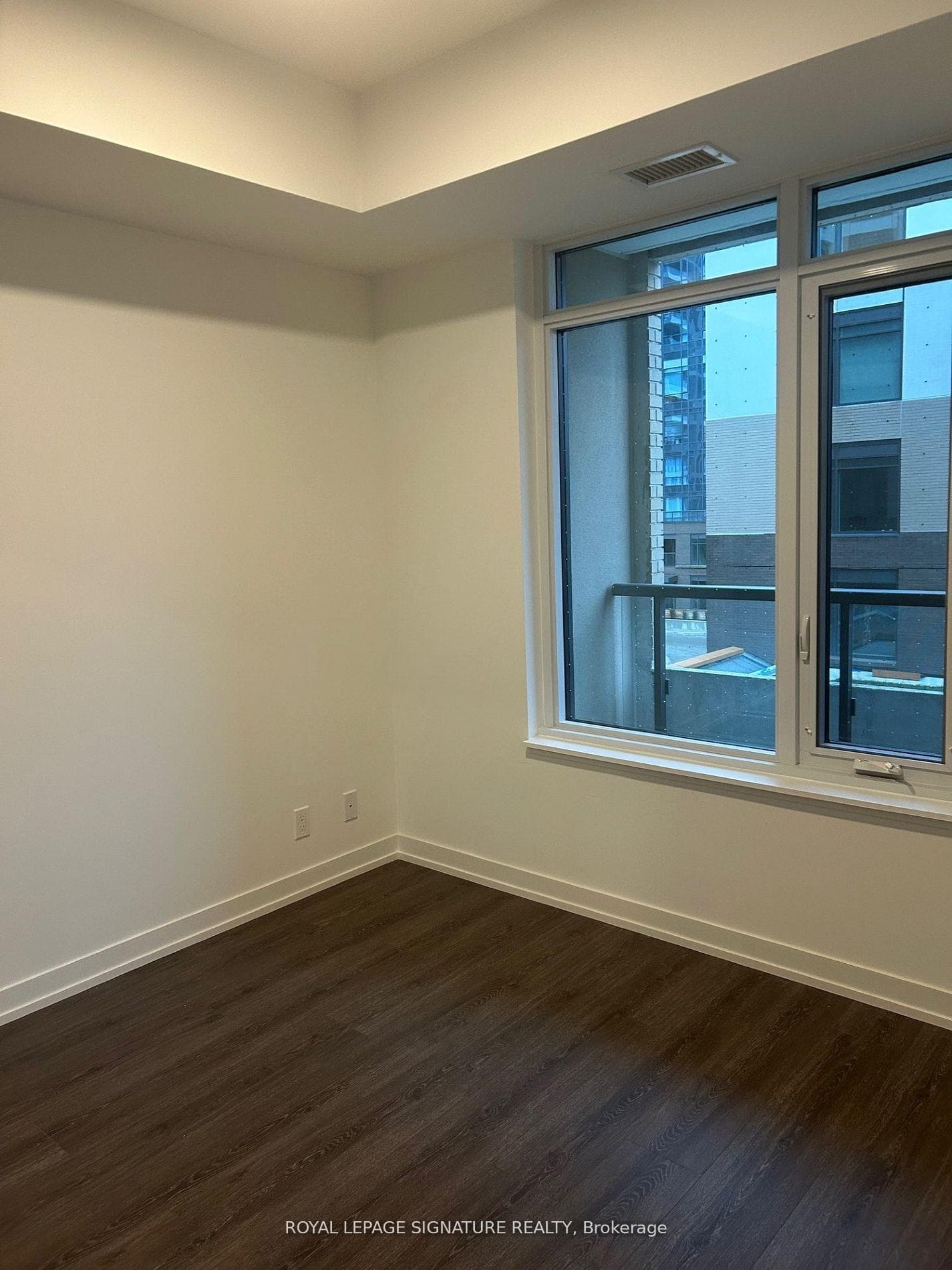 8 Beverley Glen Boulevard Unit 312 photo 20