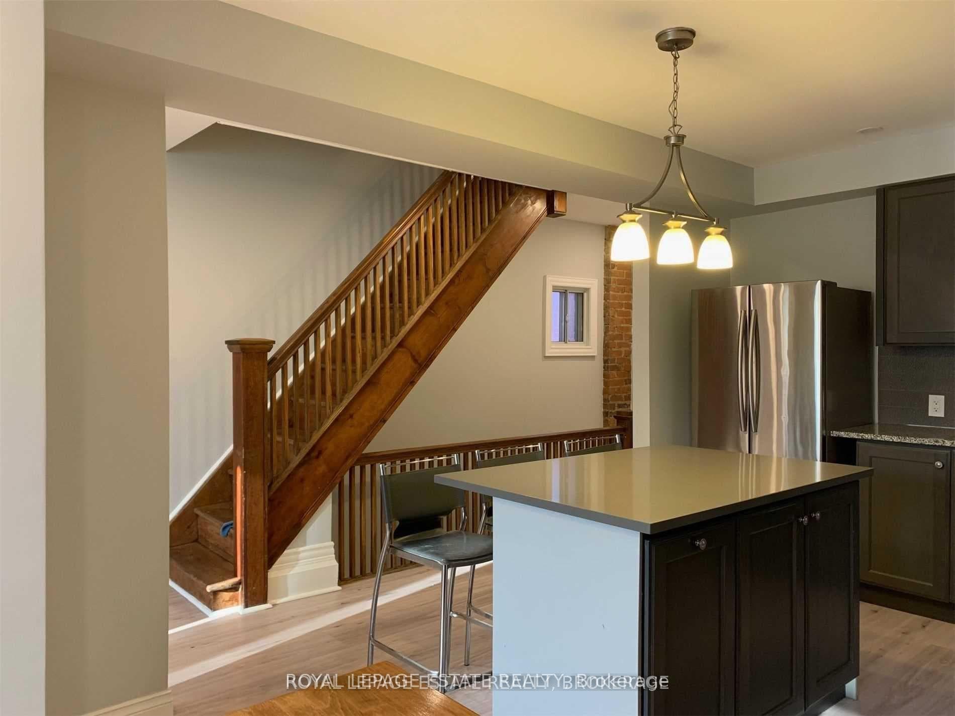 377 Woodbine Avenue Unit 2nd-3rd photo 20
