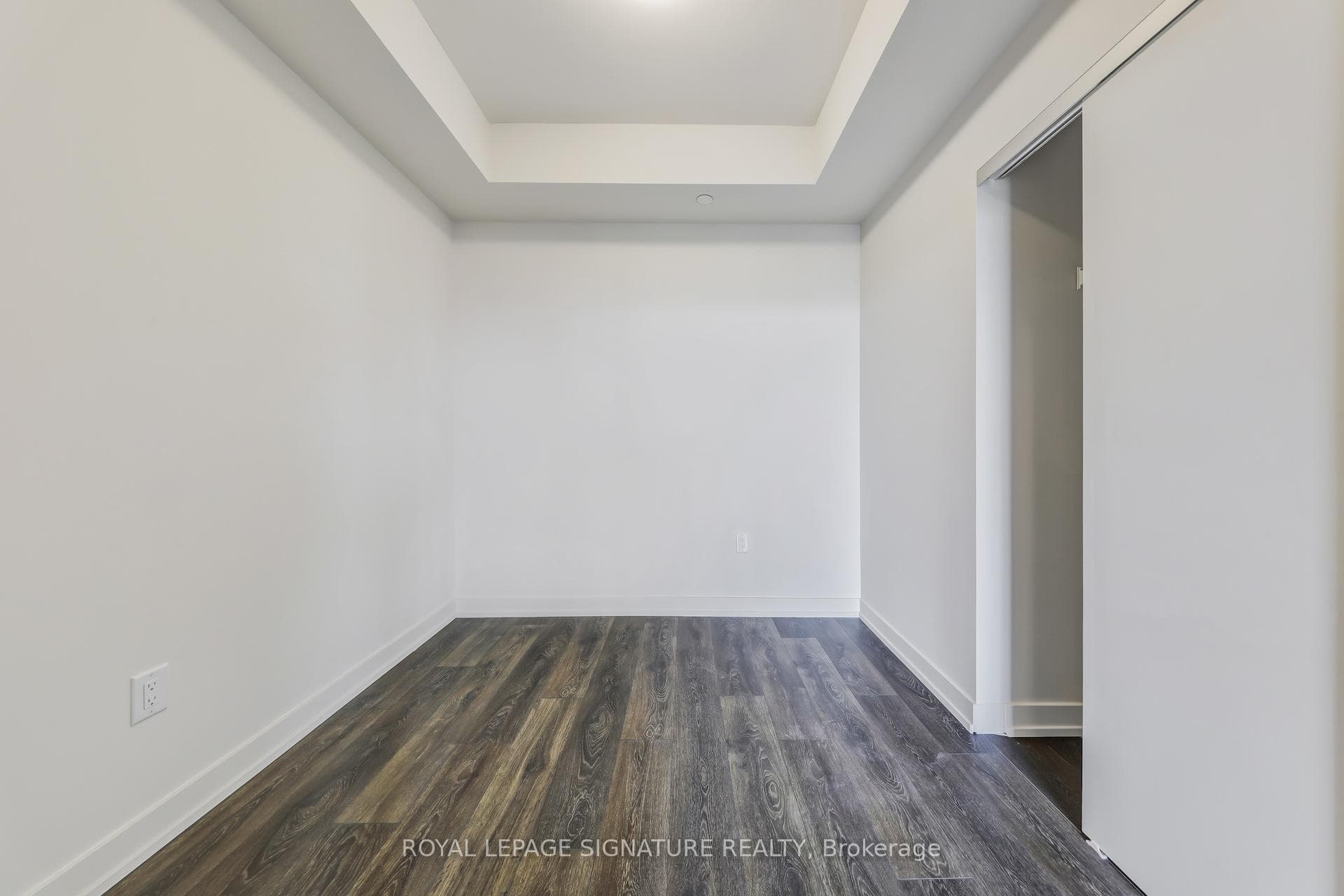 181 Sterling Road Unit 921 photo 9