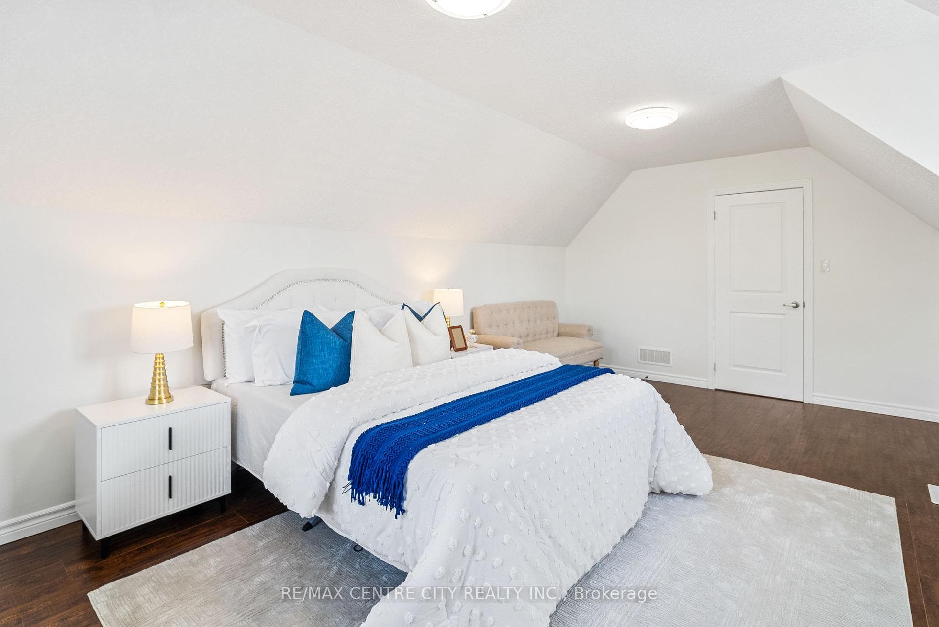 1420 Howlett Circle photo 21