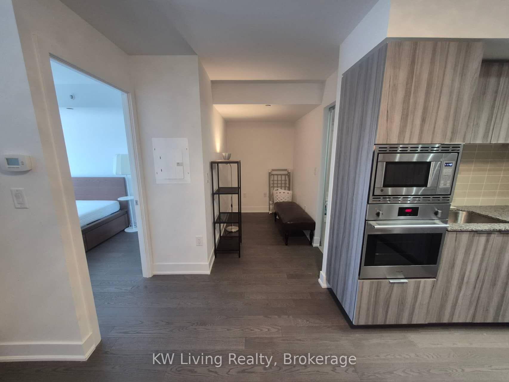 955 Bay Street Unit 2519 photo 17