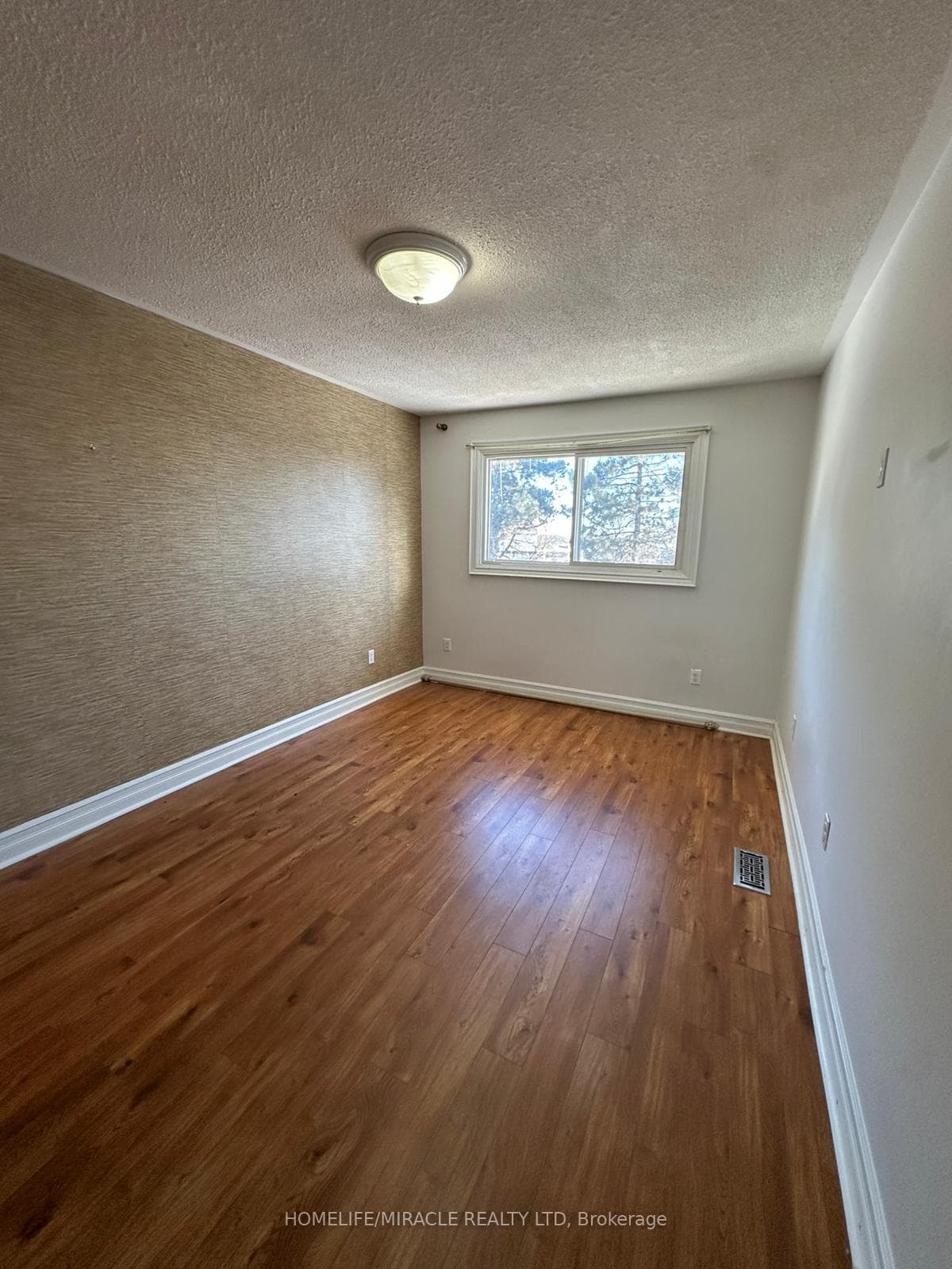 2500 Cobbinshaw Circle photo 20