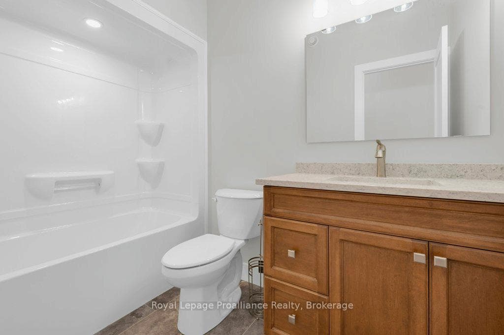 8 Dunmor Street photo 9
