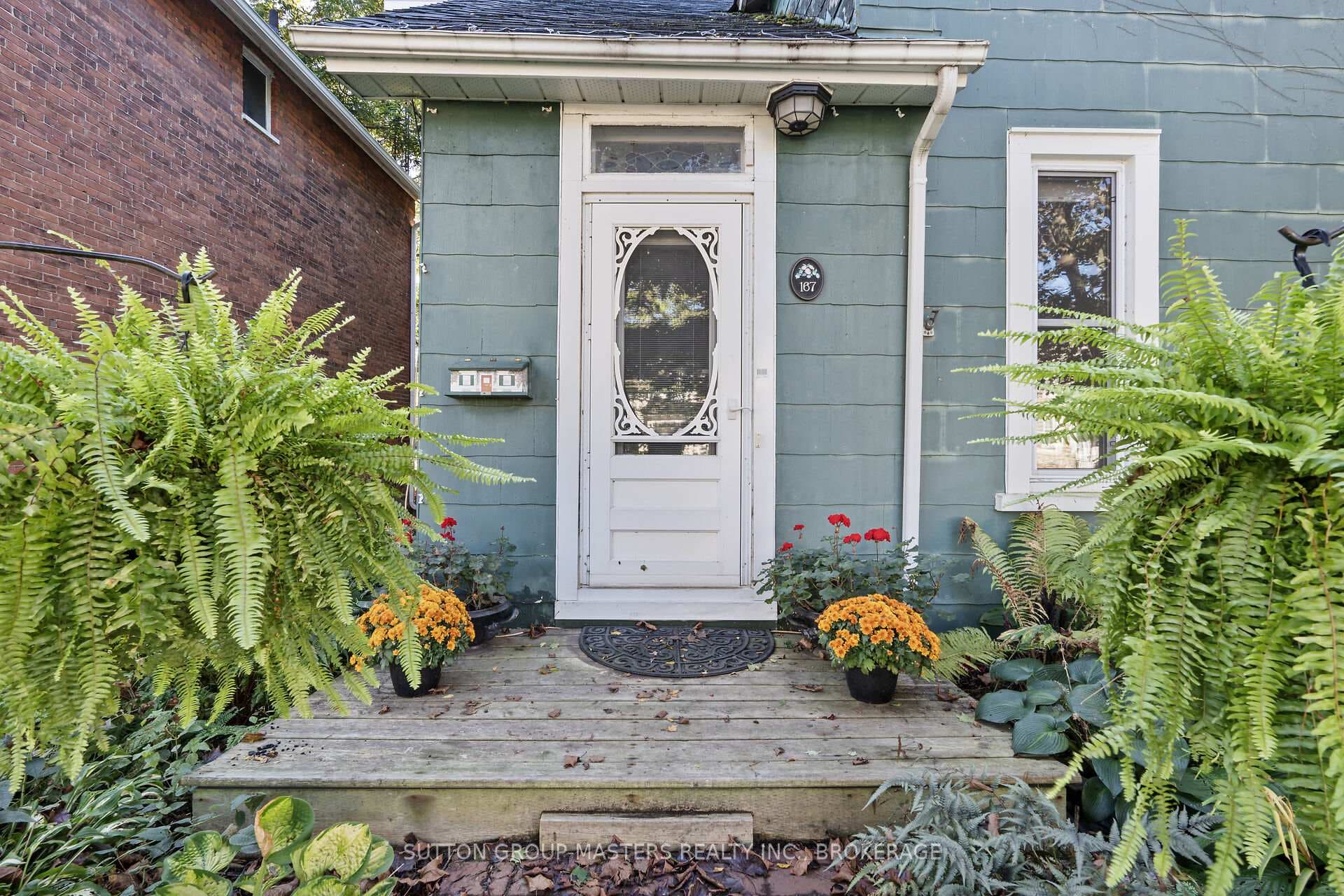 167 Brock Street photo 3