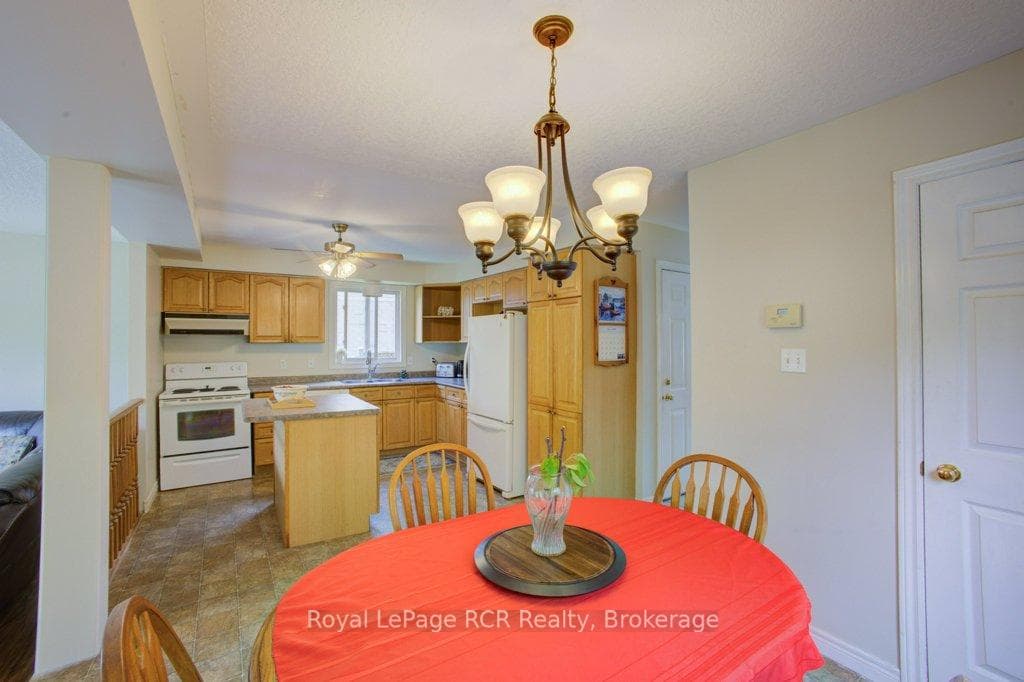463 Nova Scotia Court photo 7