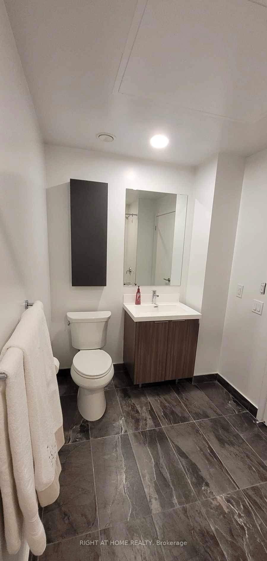 50 O'neill Road Unit 204 photo 12