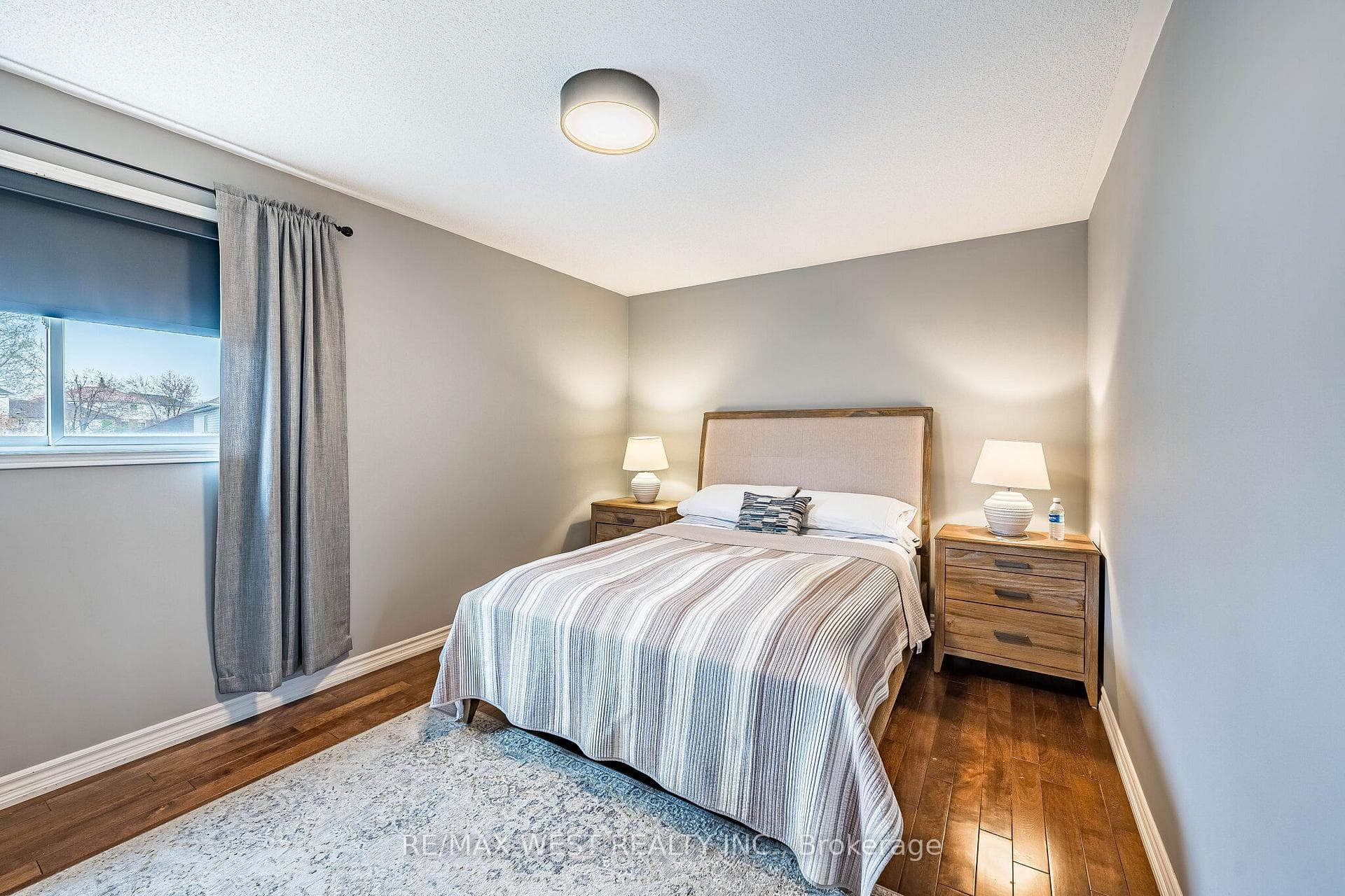 5 Moir Crescent photo 21