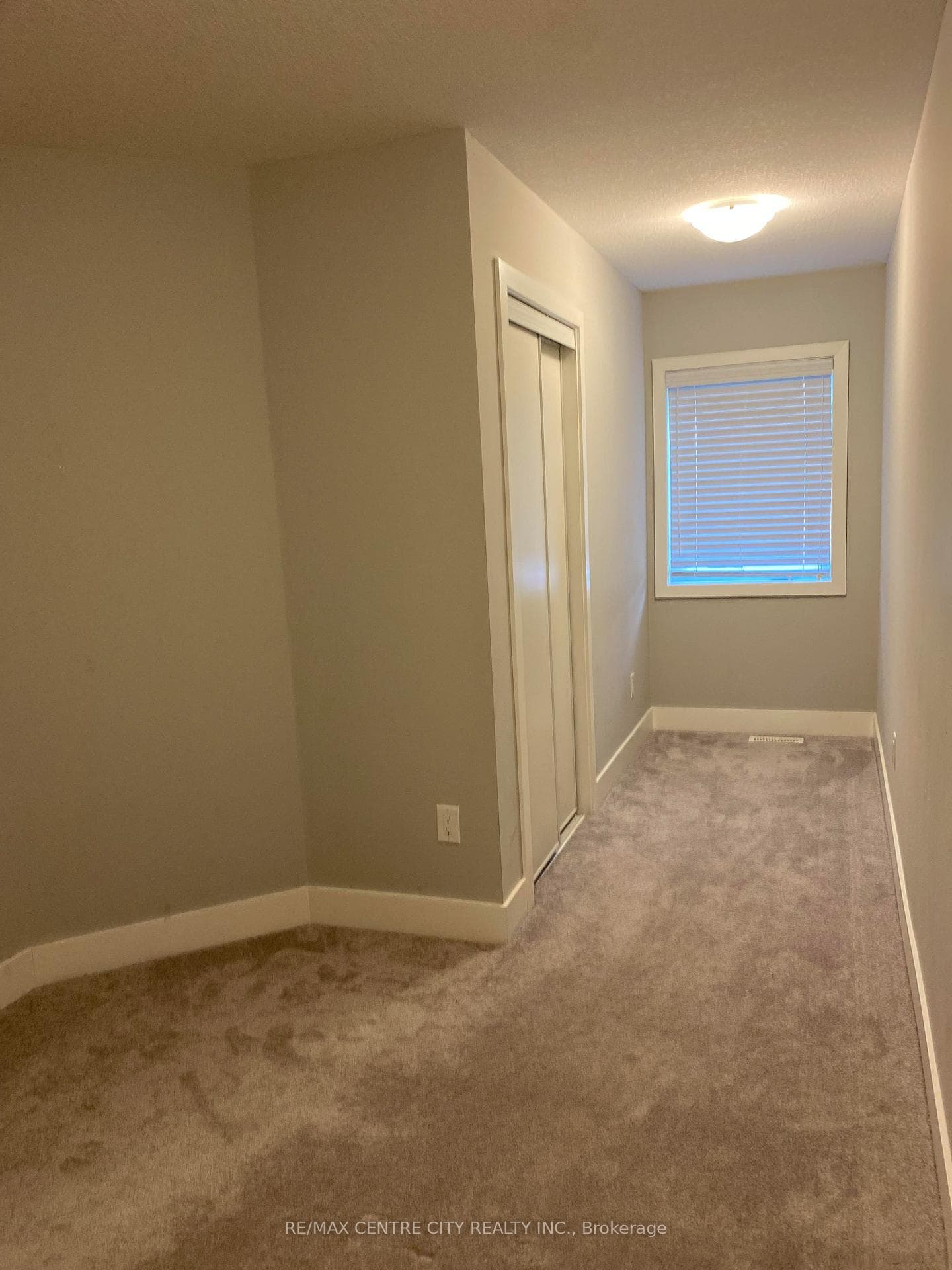 2108 Meadowgate Boulevard photo 11