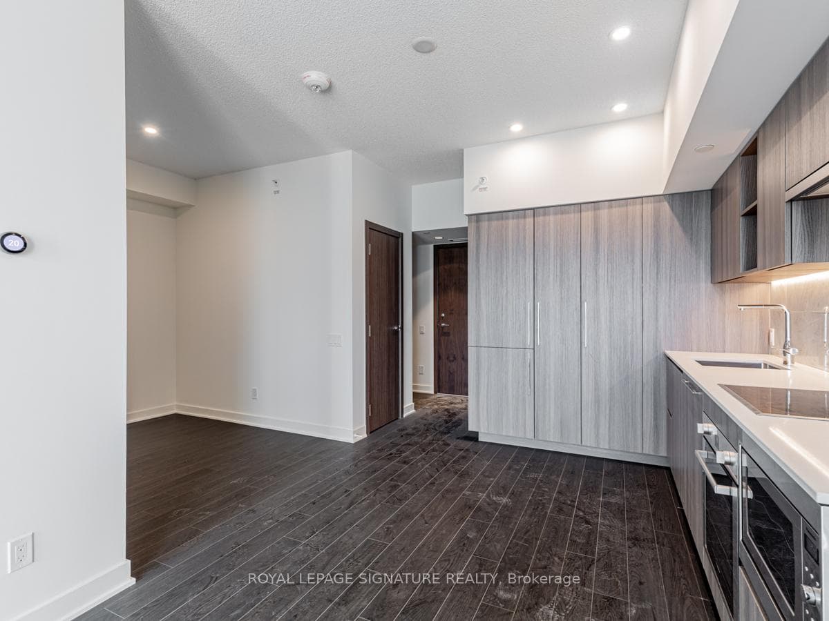 19 Bathurst Street Unit 2608 photo 9