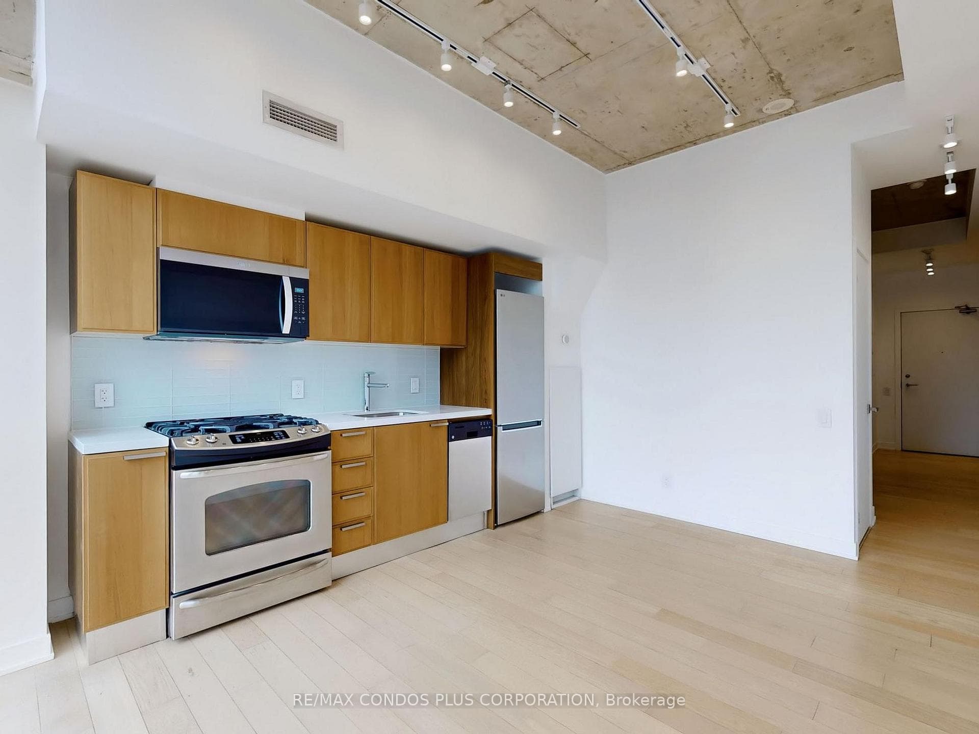 318 King Street Unit 710 photo 11