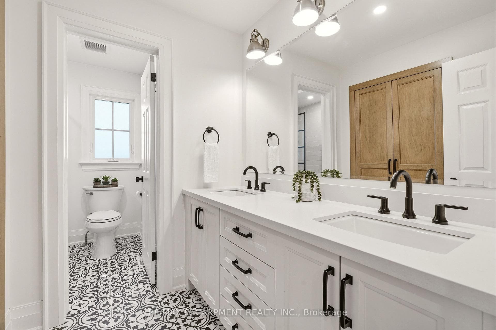 54 Acredale Drive photo 23