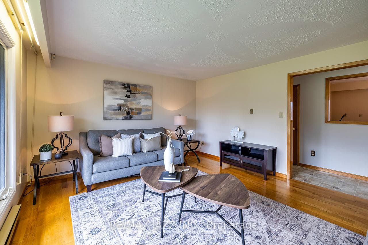 397 Fairlawn Street photo 6