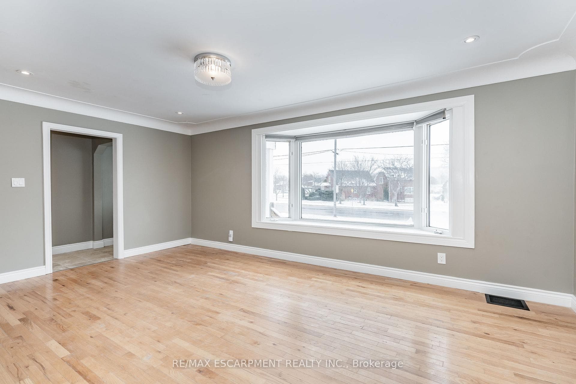 Bright and spacious