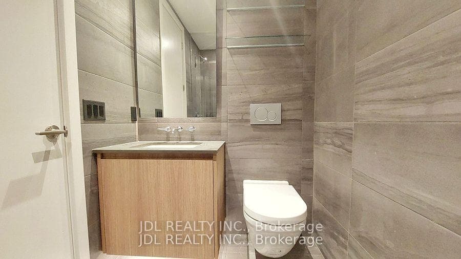 81 Wellesley Street Unit 1301 photo 11