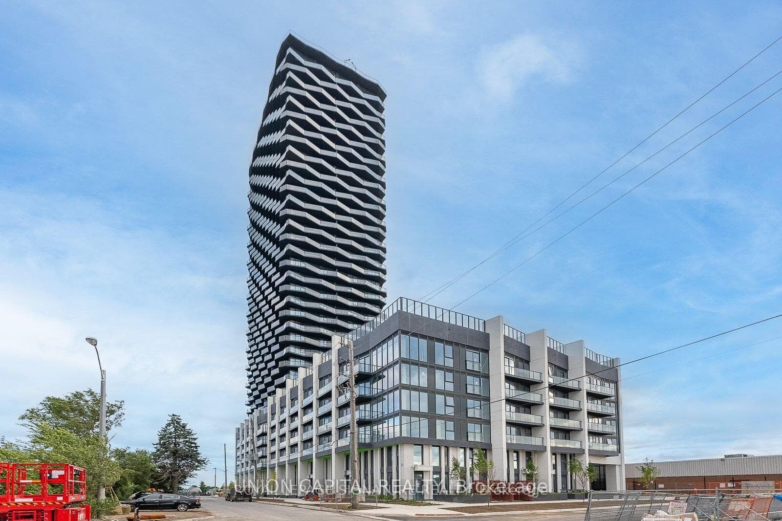 36 Zorra Street Unit 513 photo 1