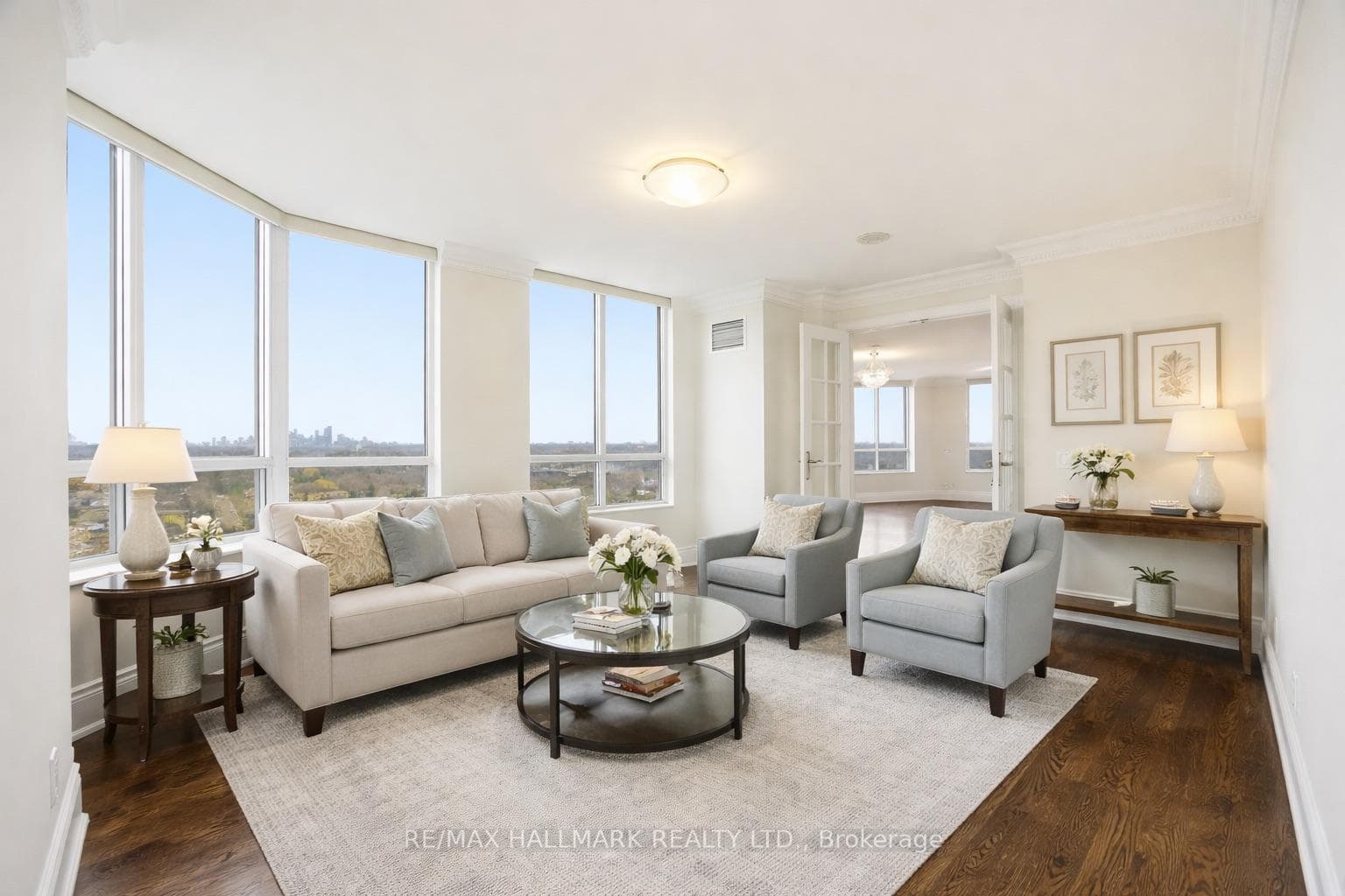 80 Harrison Garden Boulevard Unit 1821 photo 3