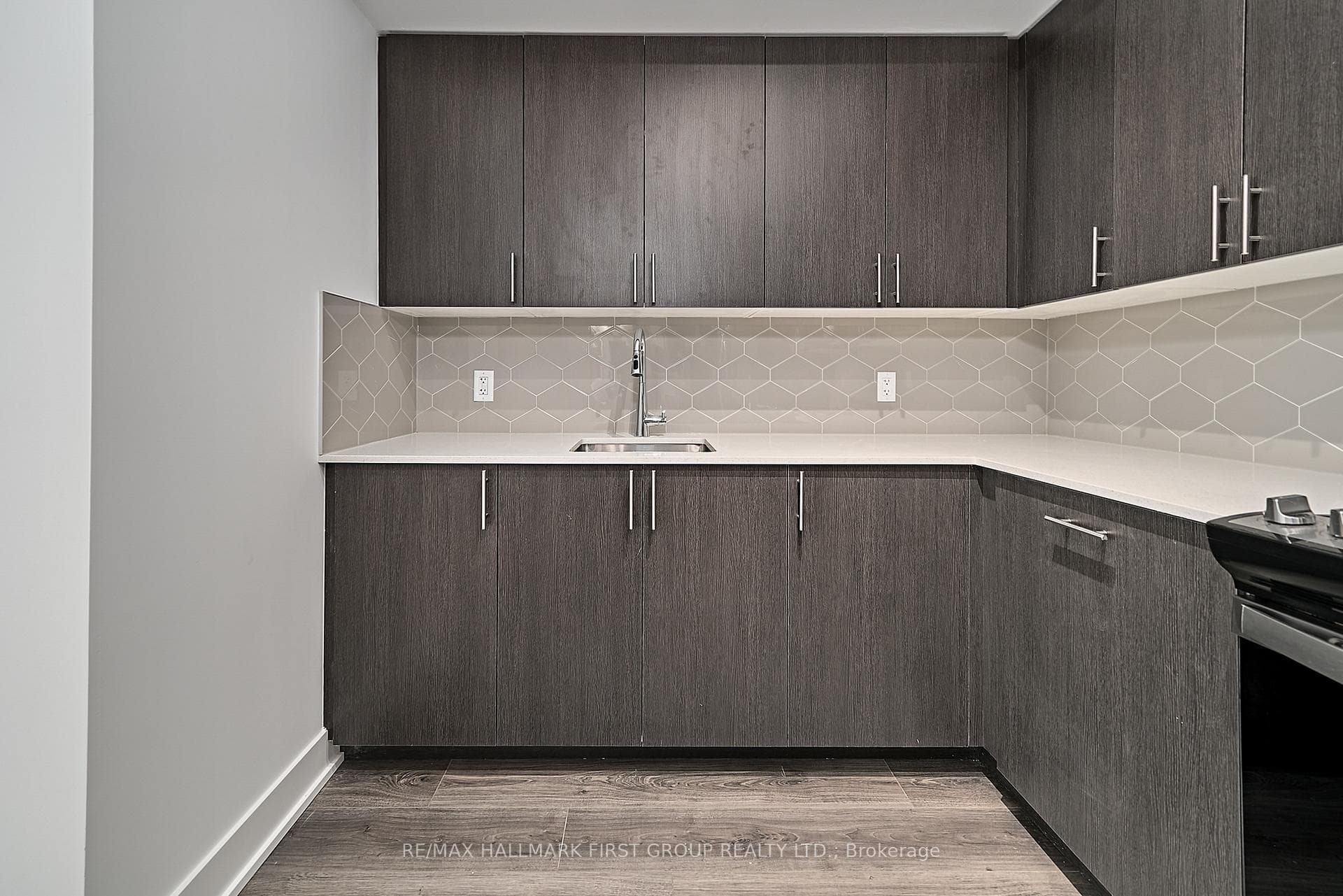 2545 Simcoe Street Unit 2708 photo 20