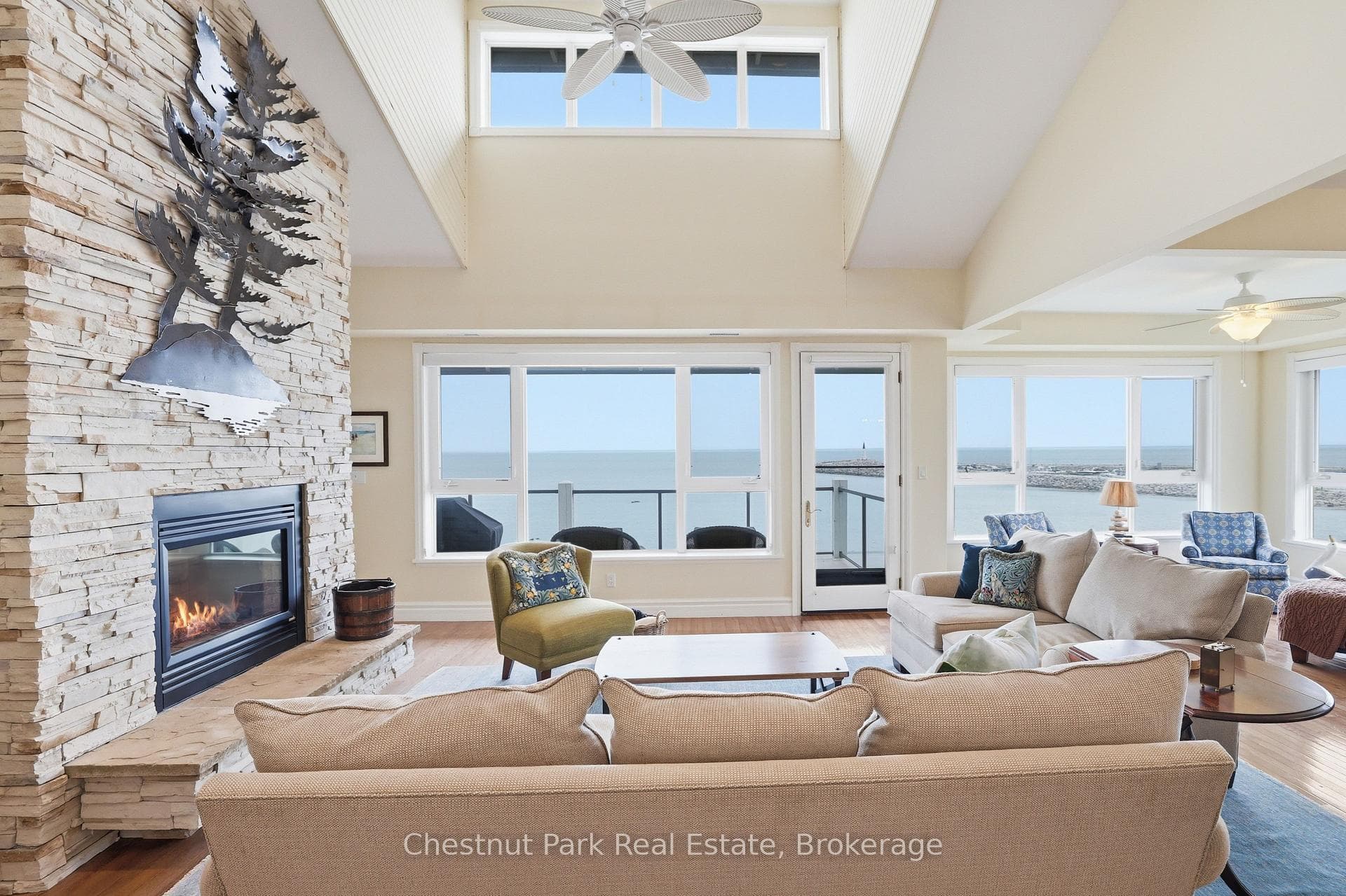 504 Mariners Way photo 17