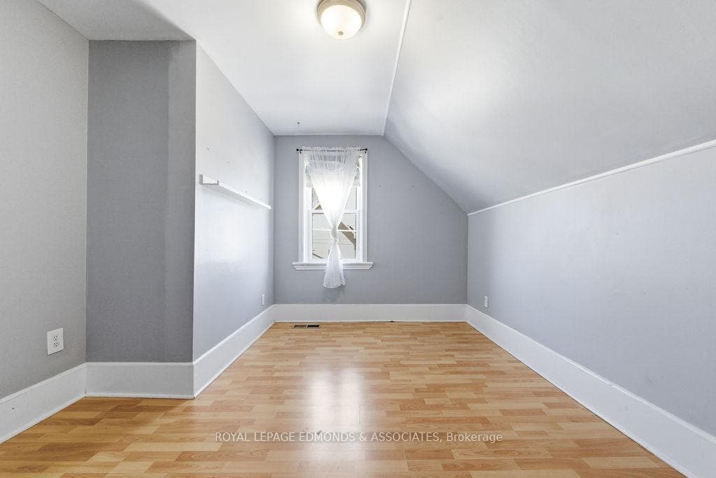 430 Mary Street photo 30