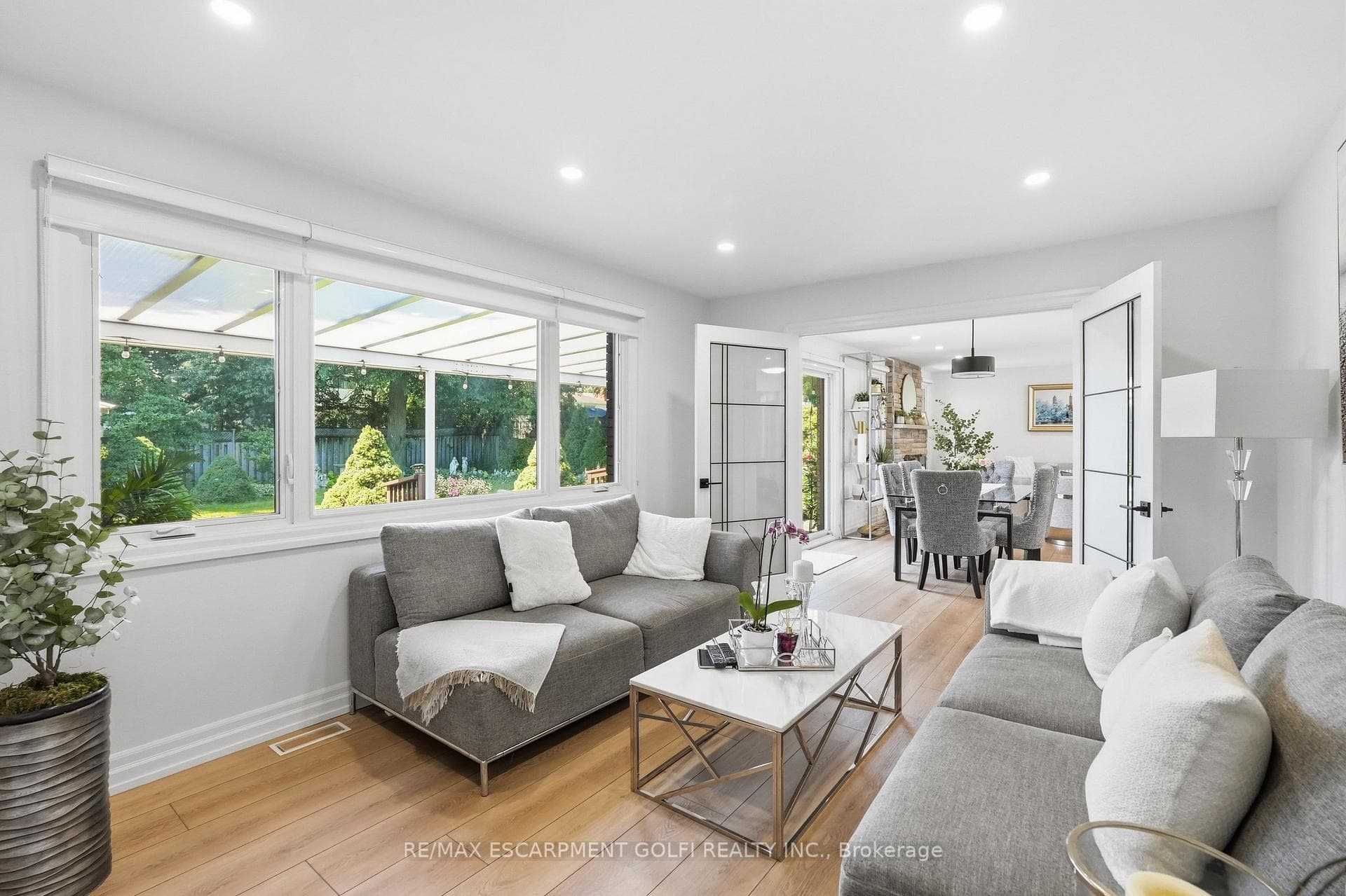 12 Cheval Drive photo 16