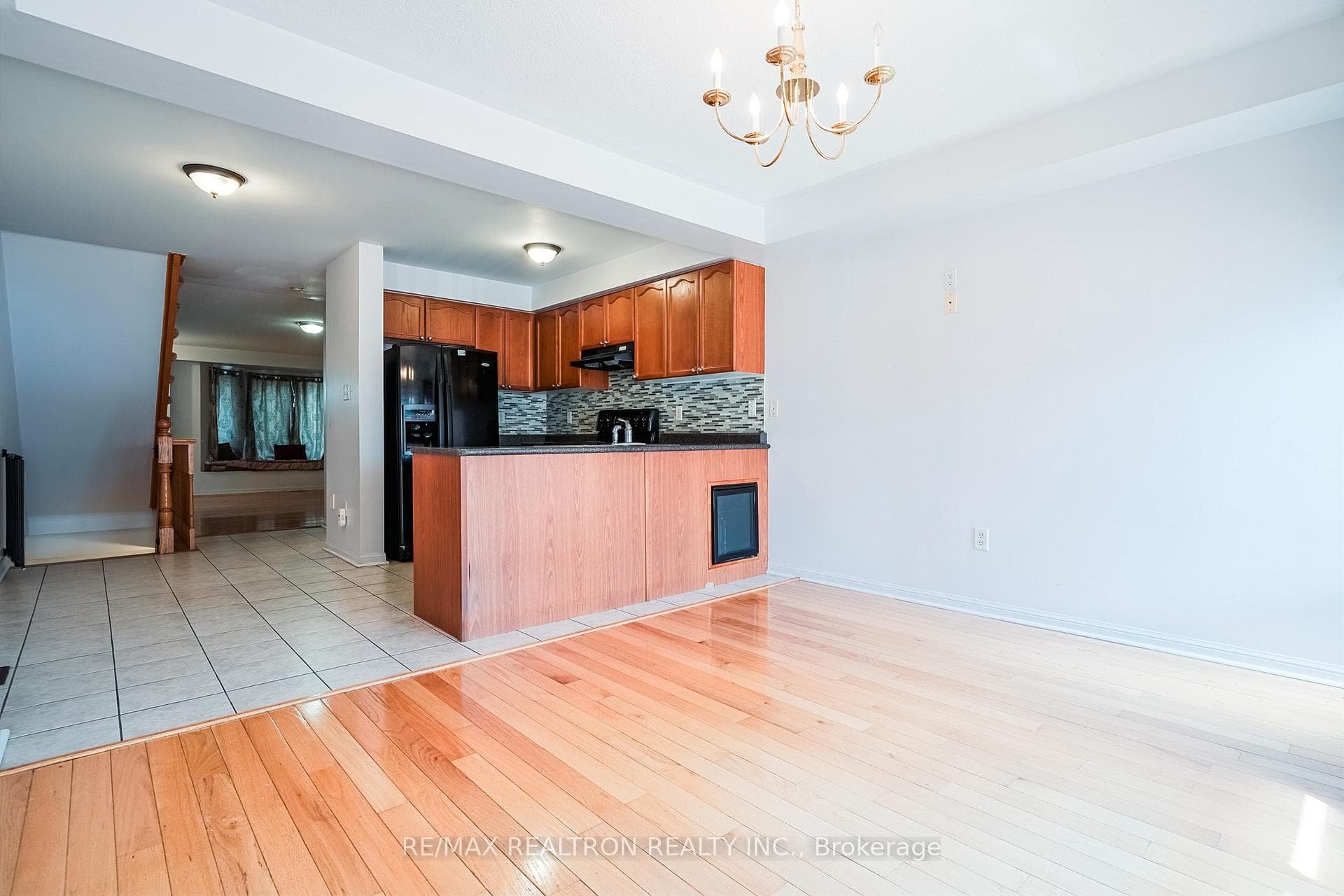 19 Coyote Crescent photo 16