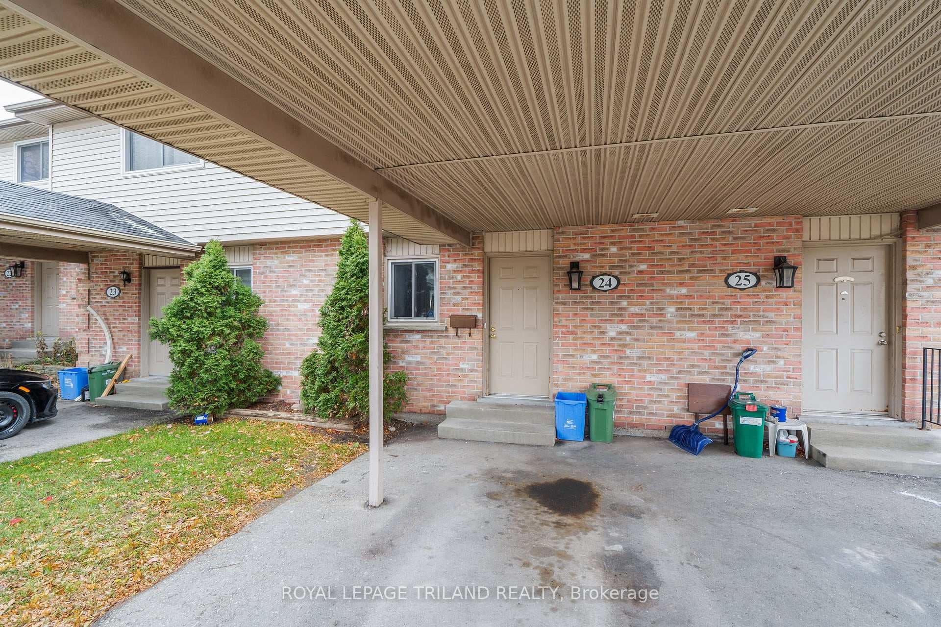 151 Bonaventure Drive Unit 24 photo 6