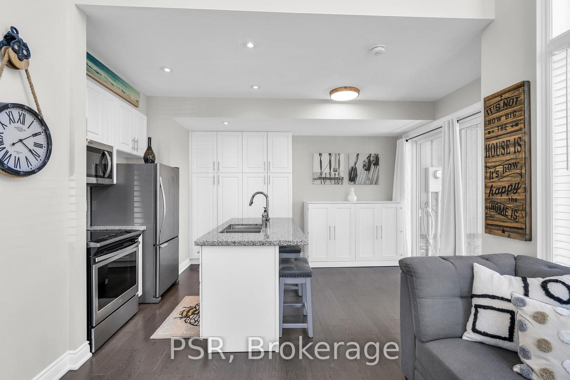 44 Carrick Trail photo 14