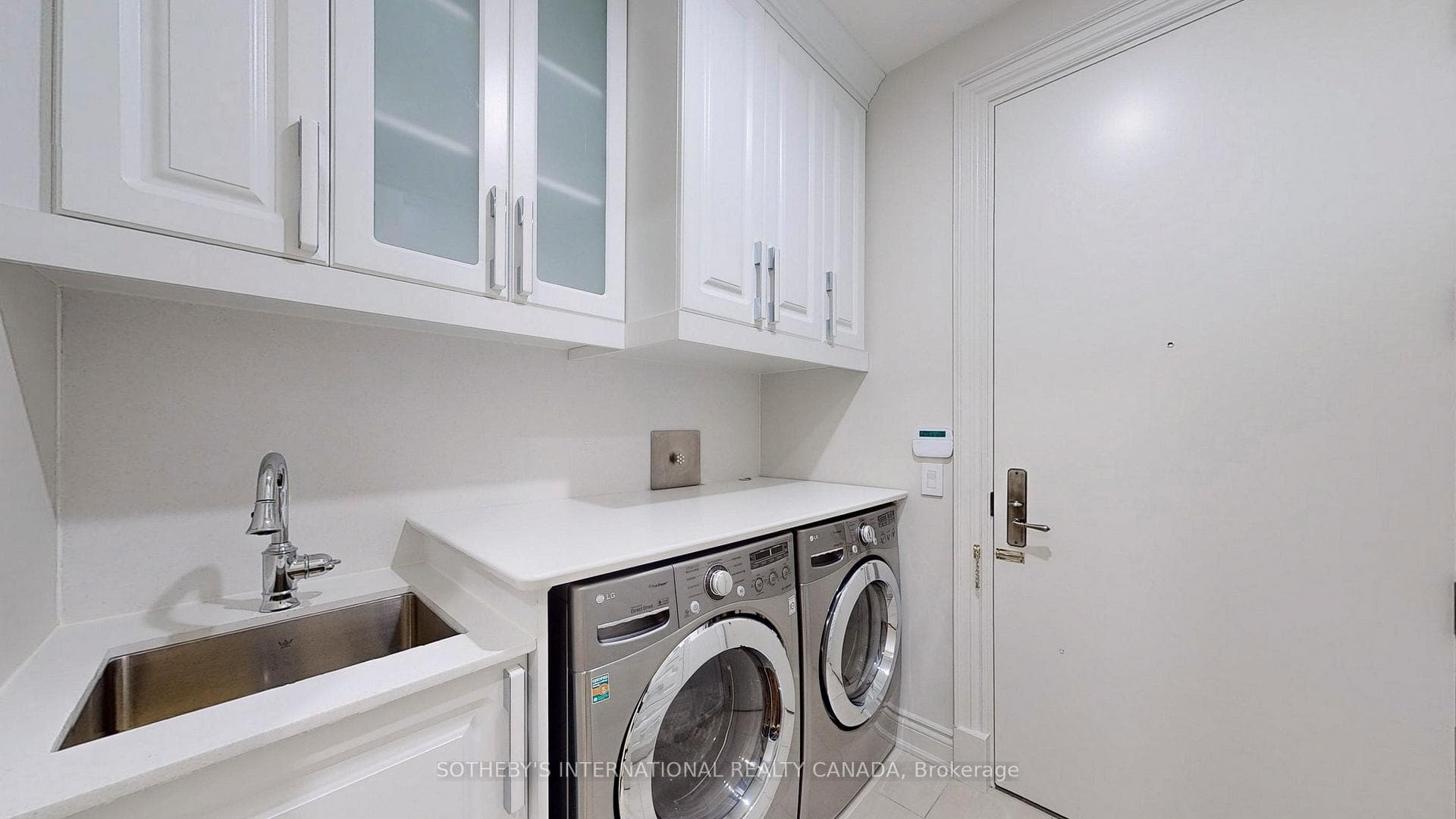 1 Post Road Unit PH-1 photo 20