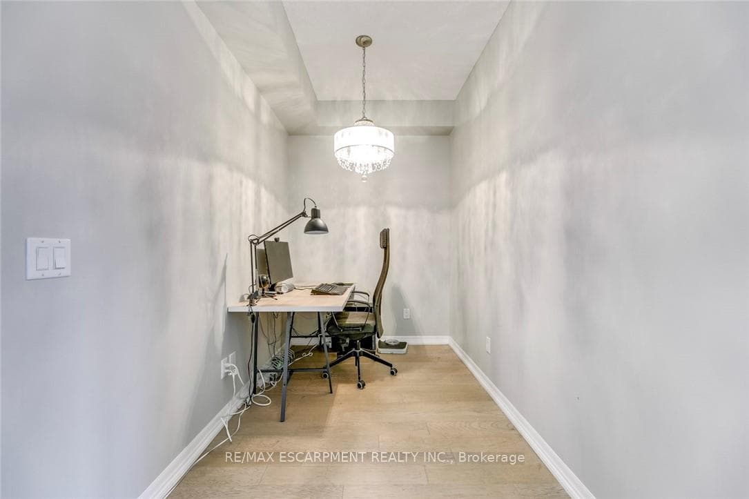 5001 Corporate Drive Unit 501 photo 10