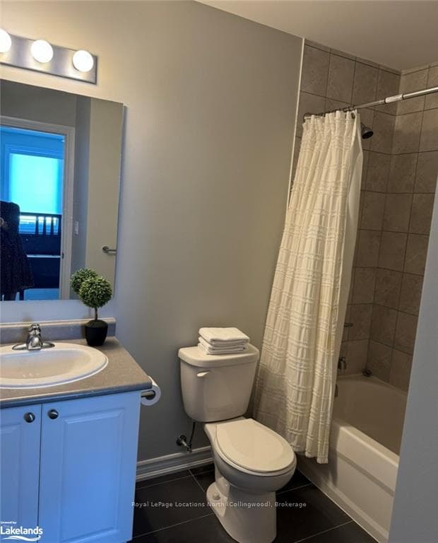 5 ANCHORAGE Crescent Unit 302 photo 11