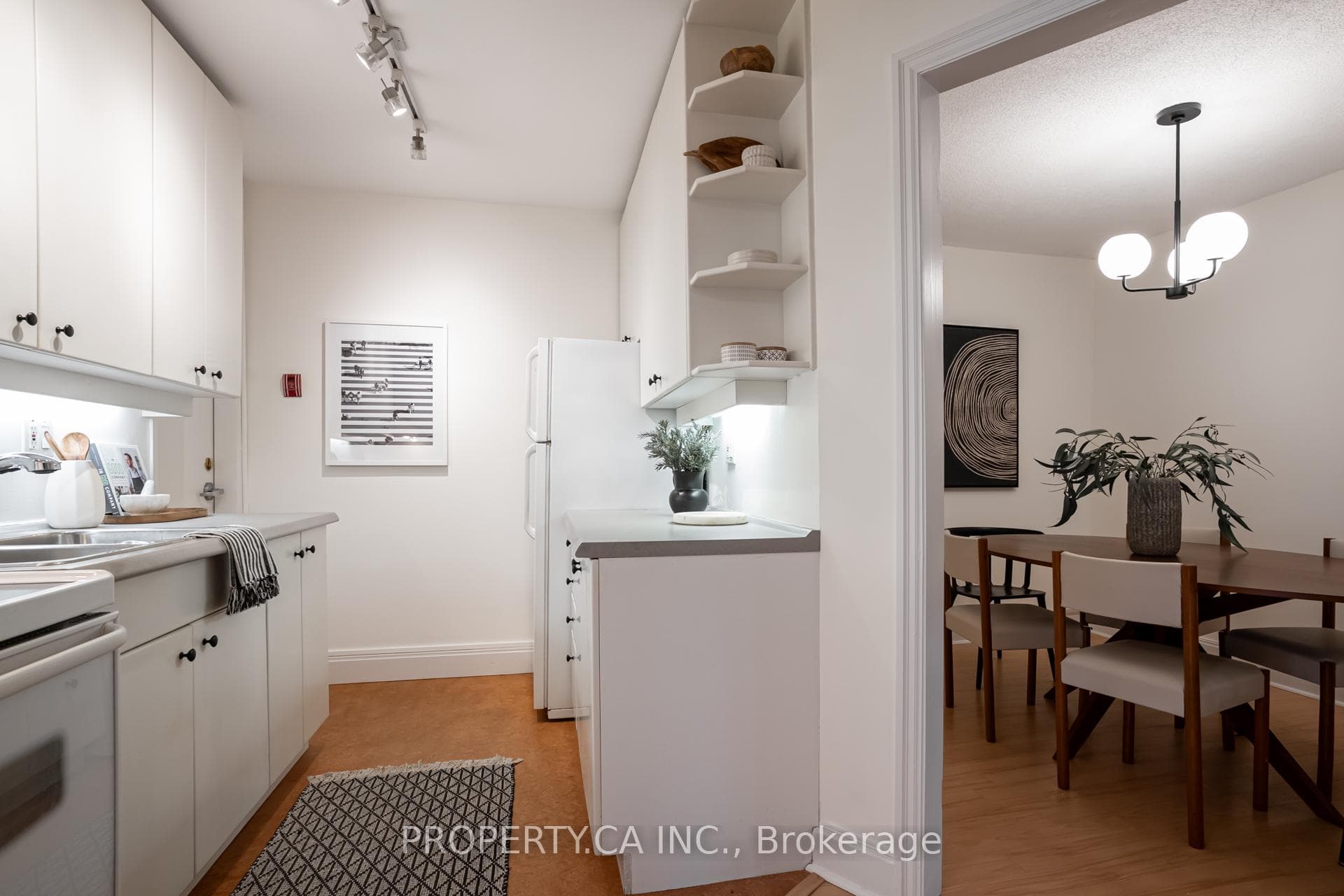 1599 Bathurst Street Unit 13 photo 10