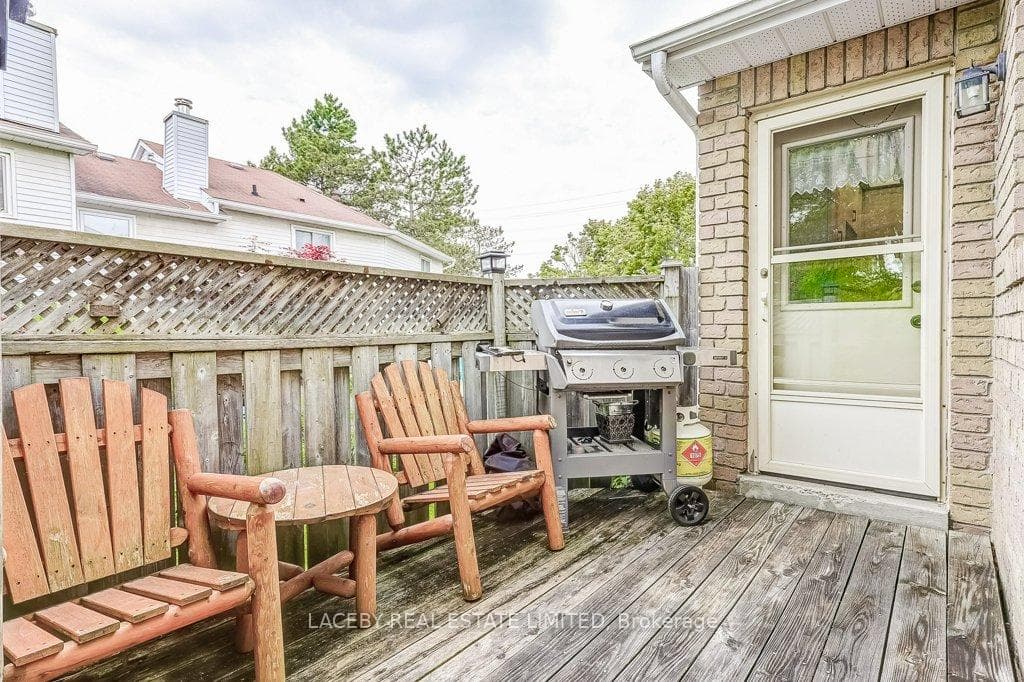 51 Adams Court photo 25