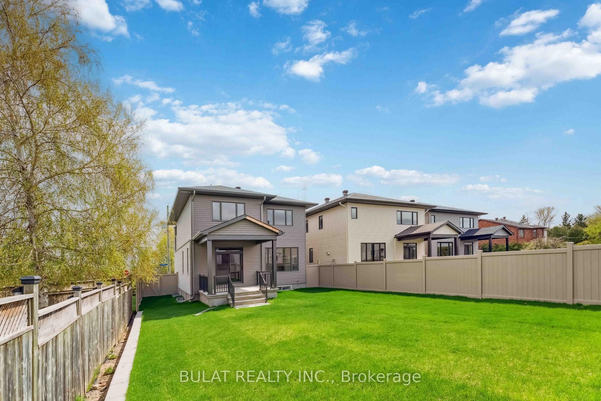 1361 Kitchener Avenue photo 35