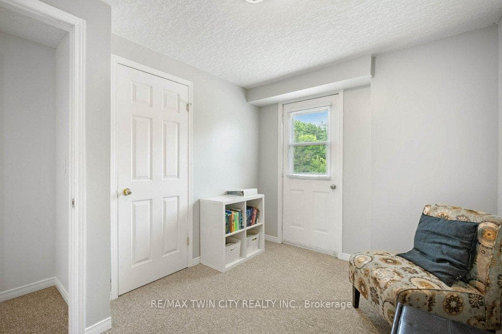 142 YORK Street Unit 10 photo 17