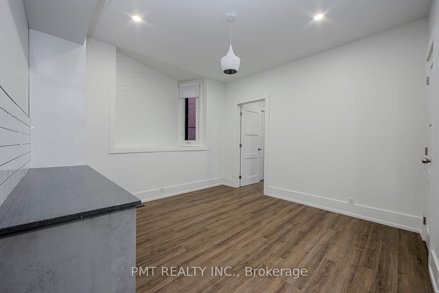 732 Indian Road Unit 1 photo 8