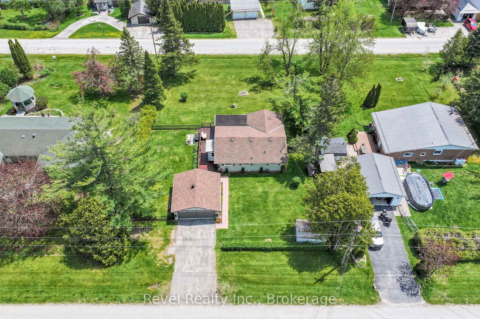 133 Victoria Drive photo 7