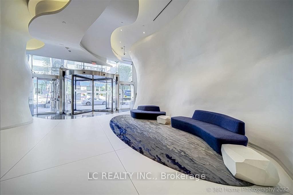 1 Bloor Street Unit 1506 photo 4