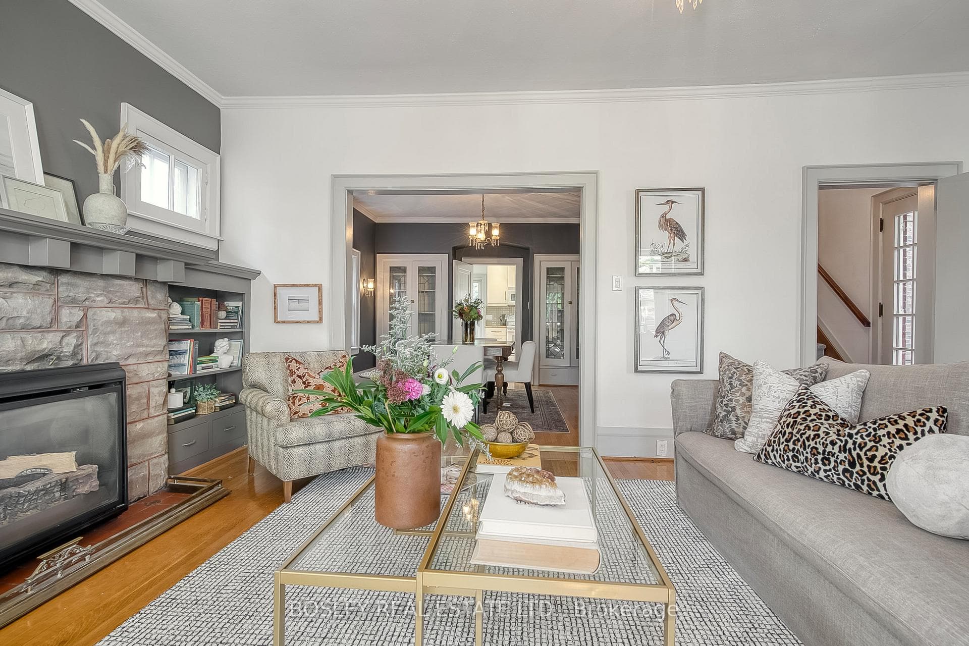 76 Evans Avenue photo 5