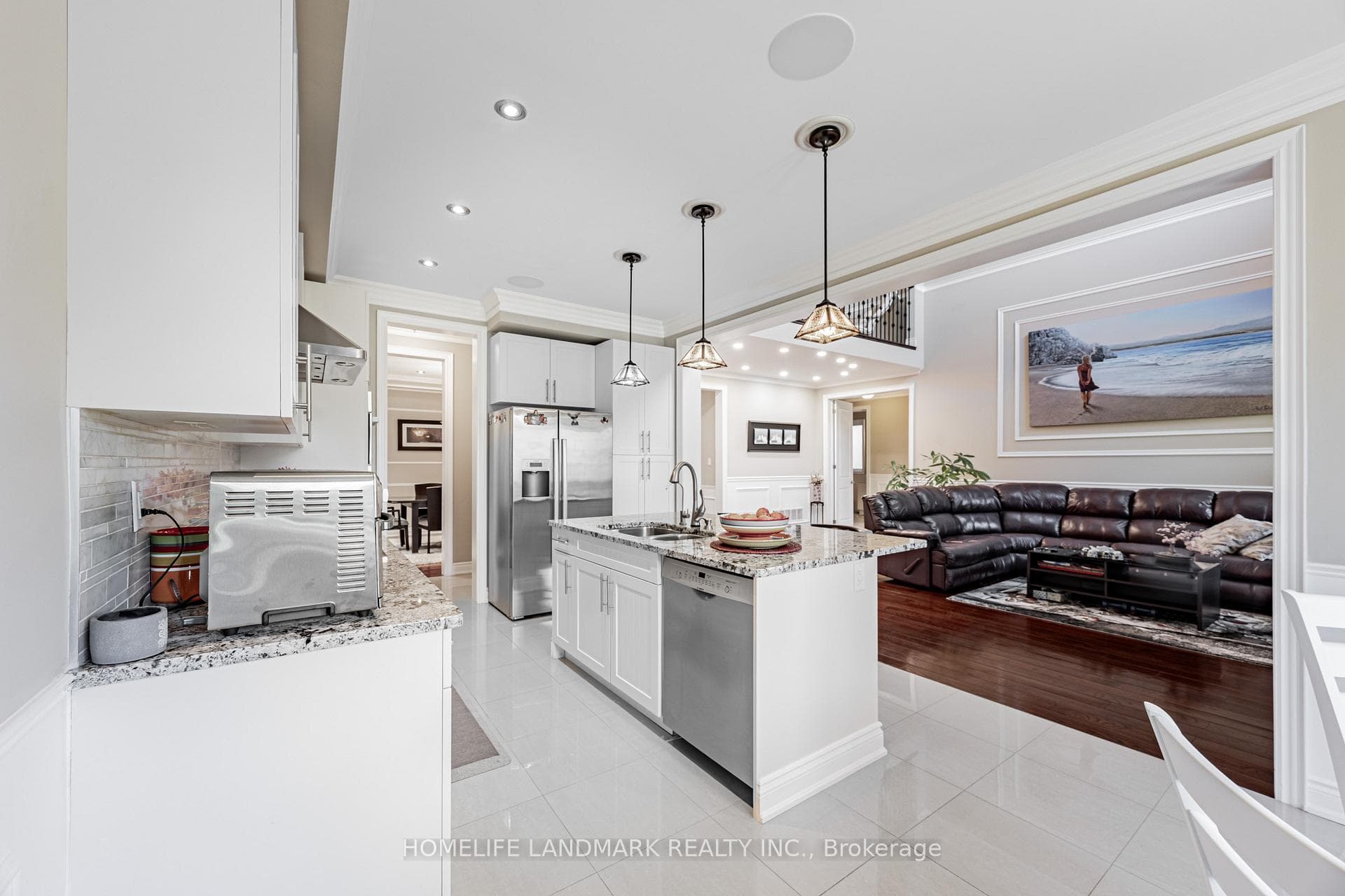 940 RIVERSIDE Drive photo 18