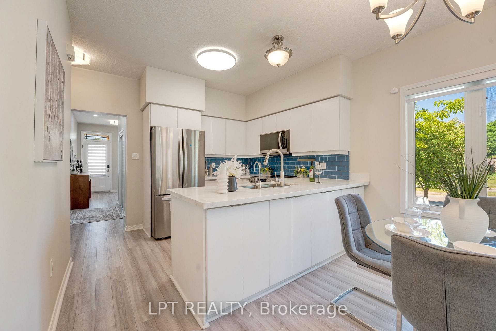 795 Laurelwood Drive Unit 13 photo 16