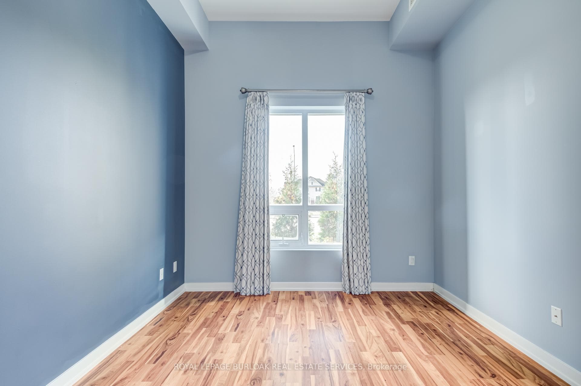 2490 Old Bronte Road Unit 109 photo 16