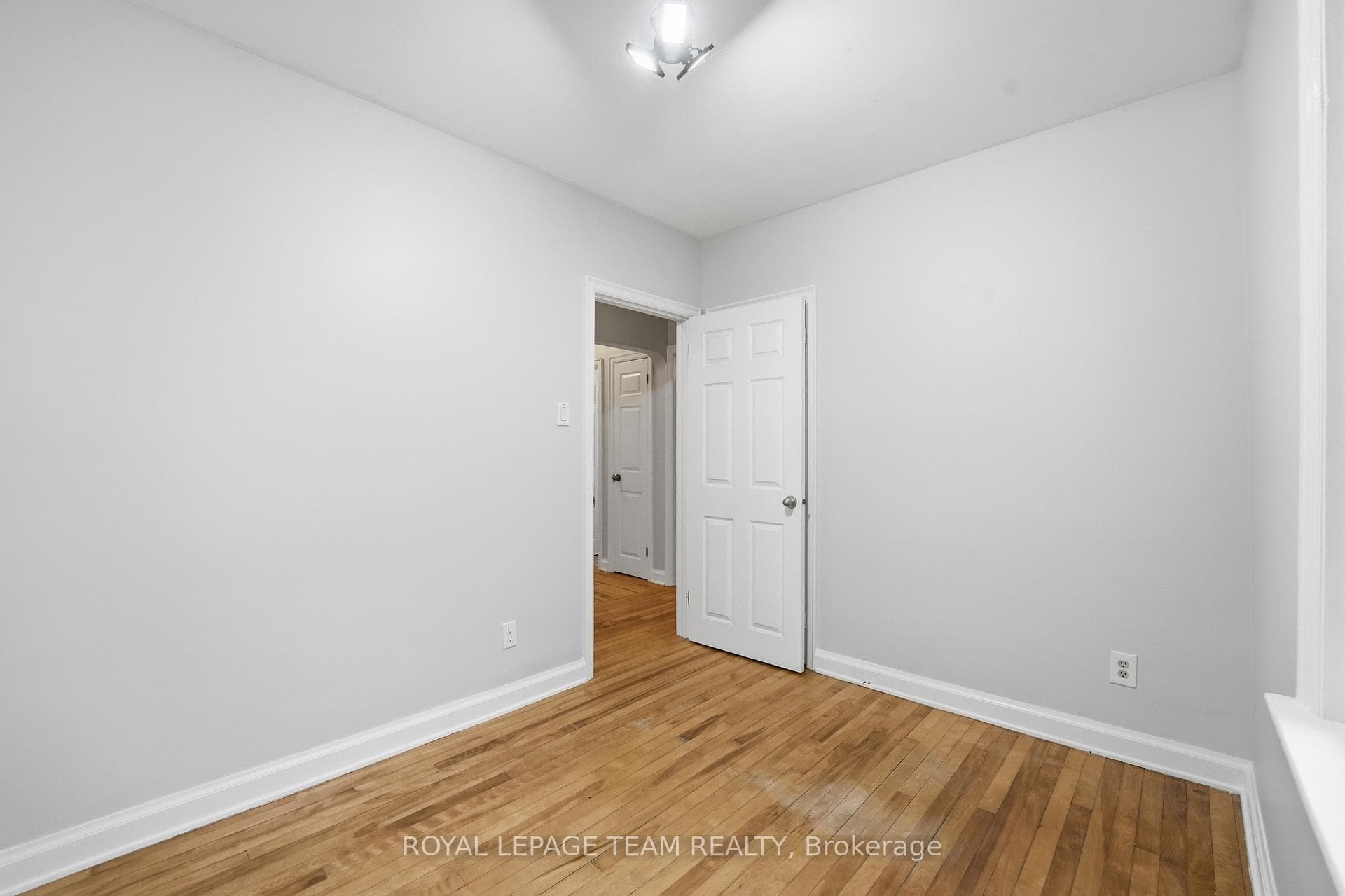 49 Crownhill Street photo 13