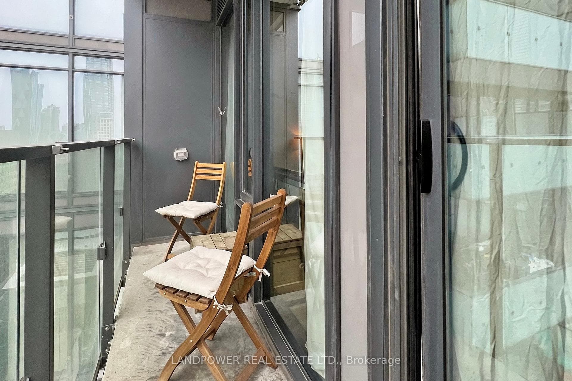 25 Richmond Street Unit 2607 photo 27