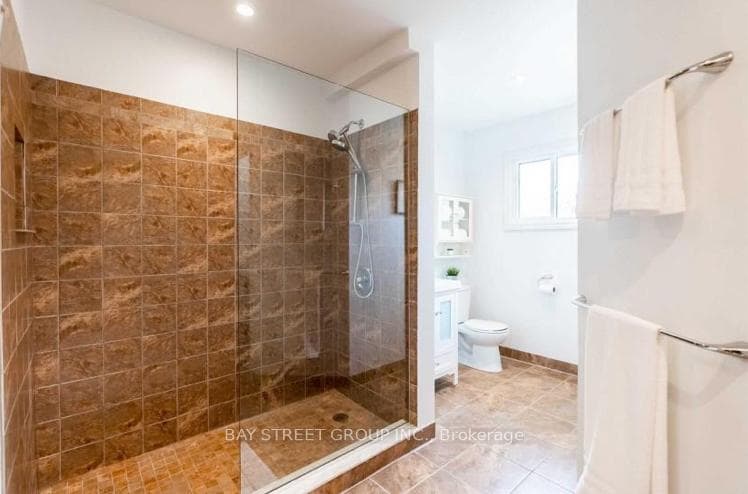 1485 Greenbriar Drive photo 10
