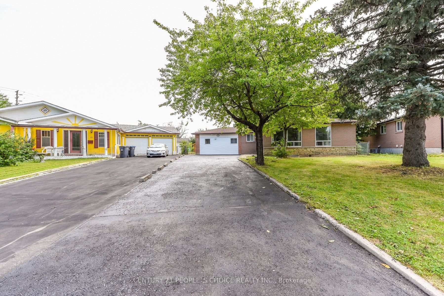8 Fidelia Crescent photo 4