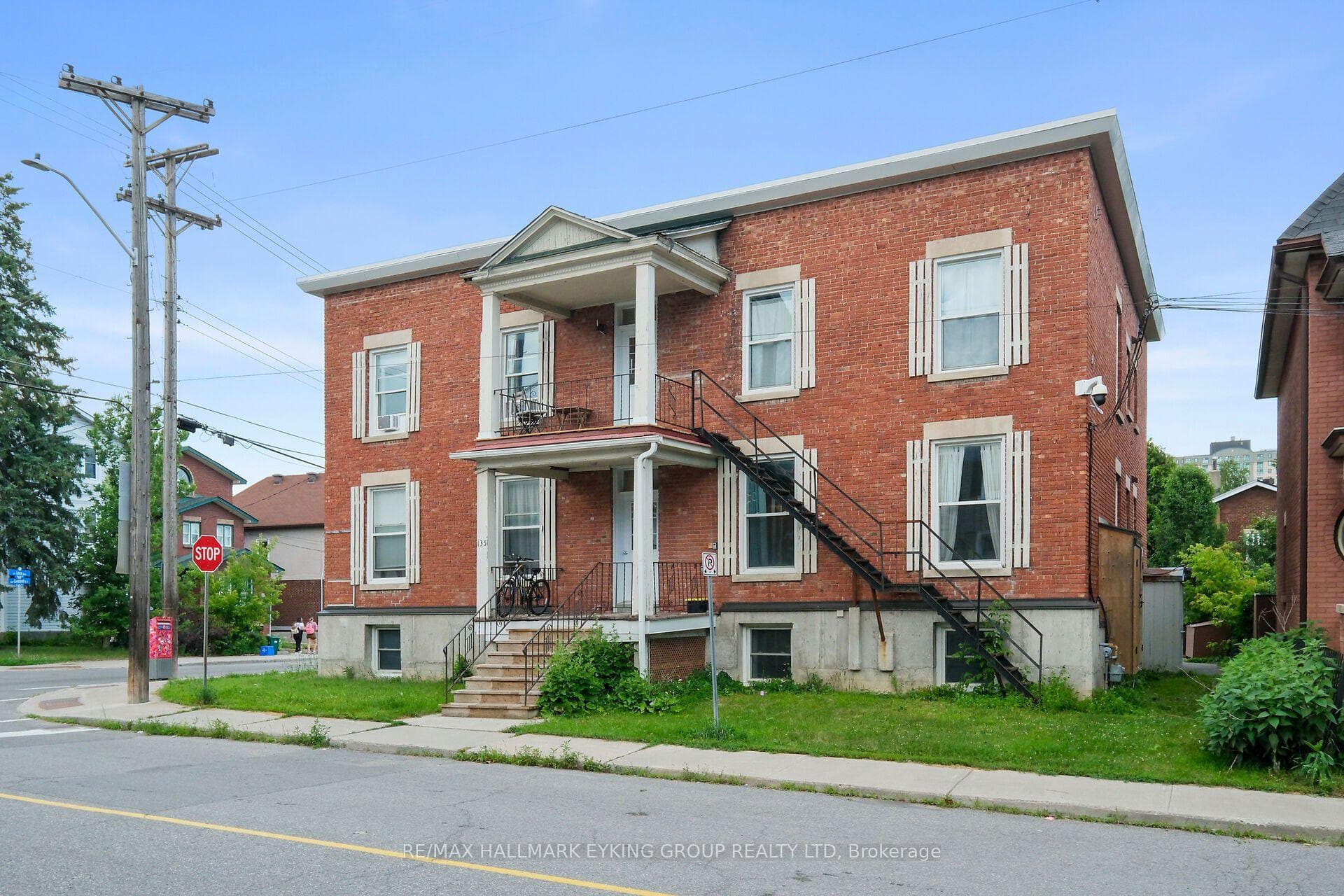 135 Concord Street Unit 3 photo 3