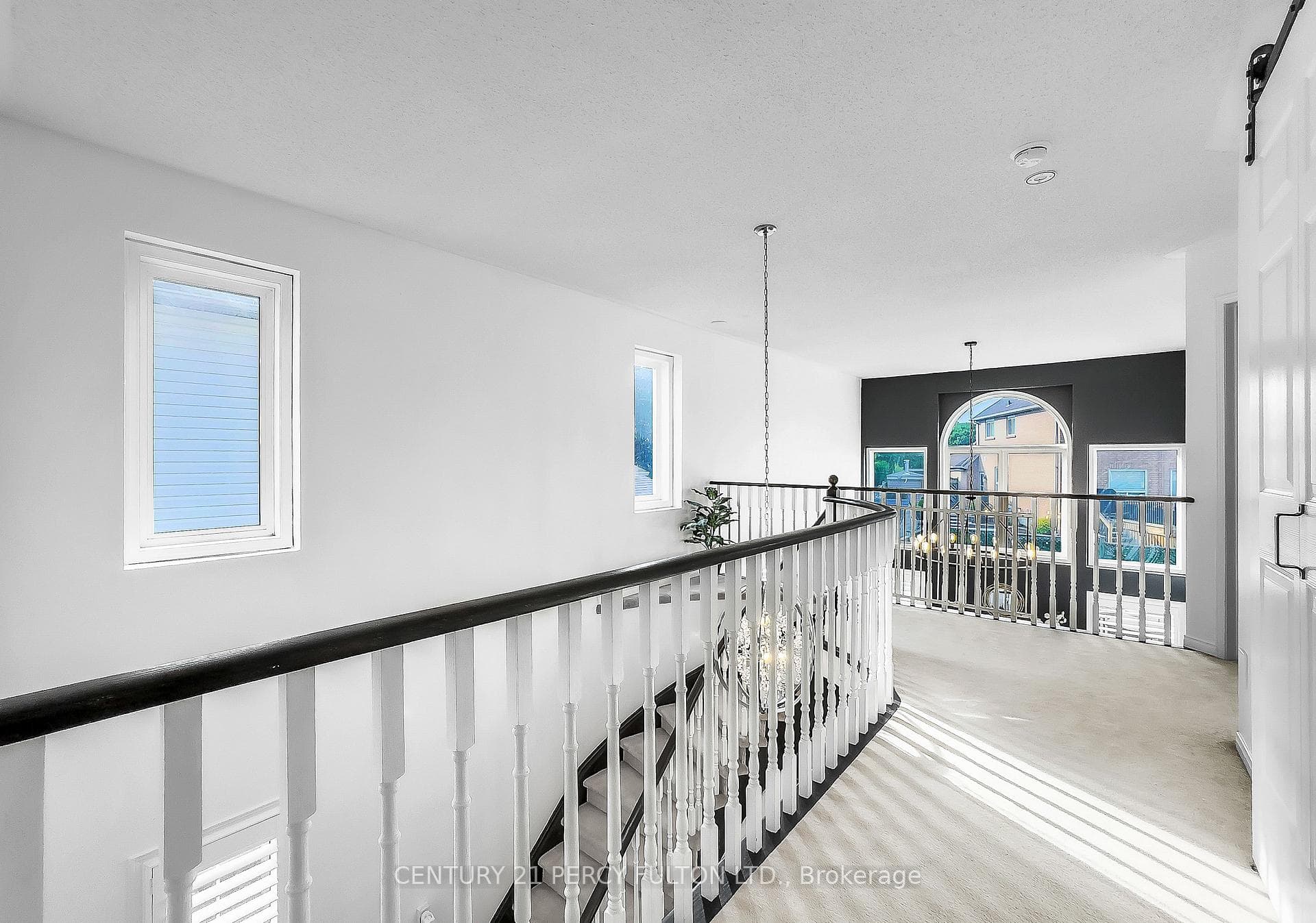 40 Southwell Avenue photo 33